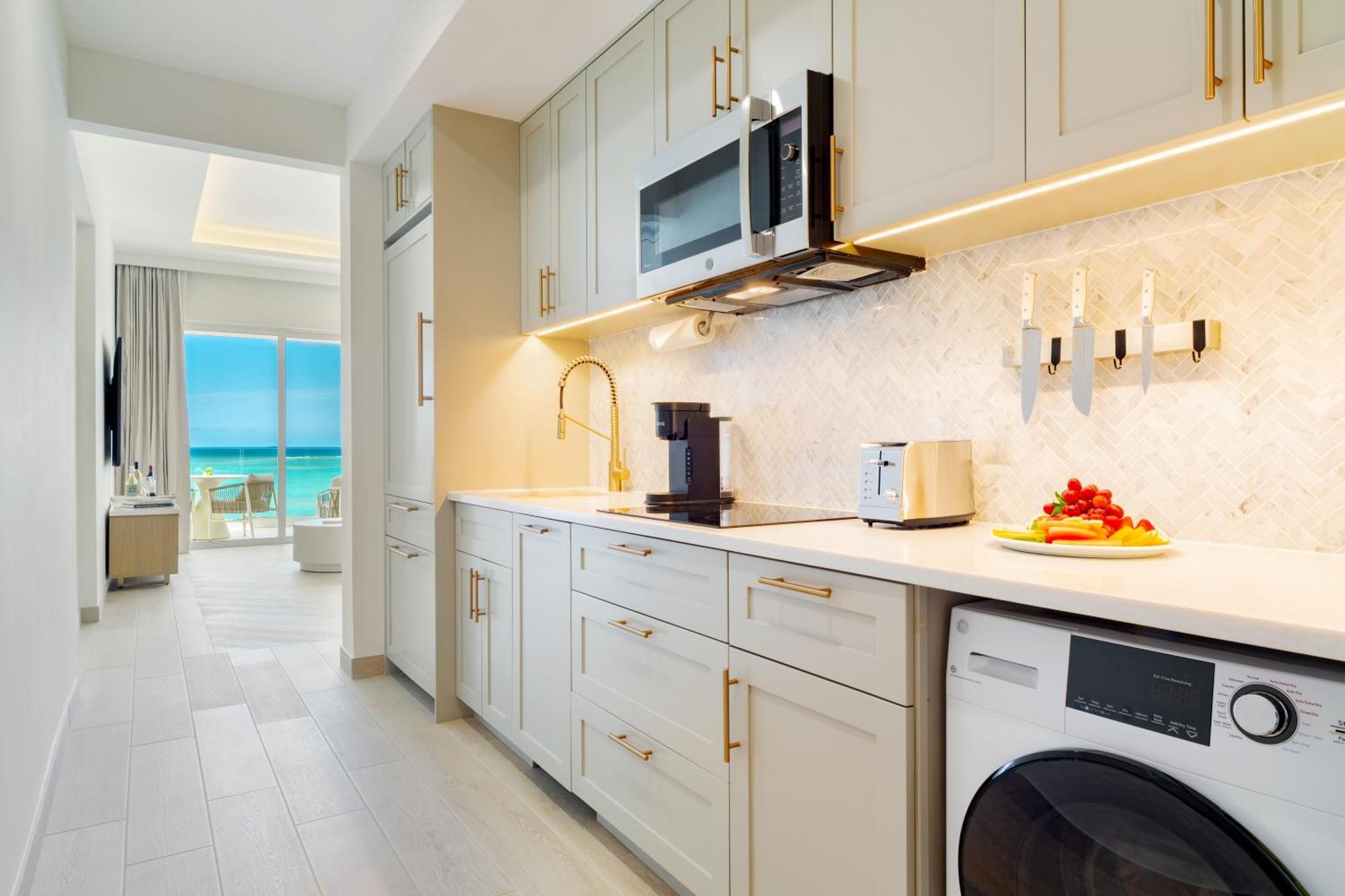 Hotel Windsong On The Reef Grace Bay Exterior foto